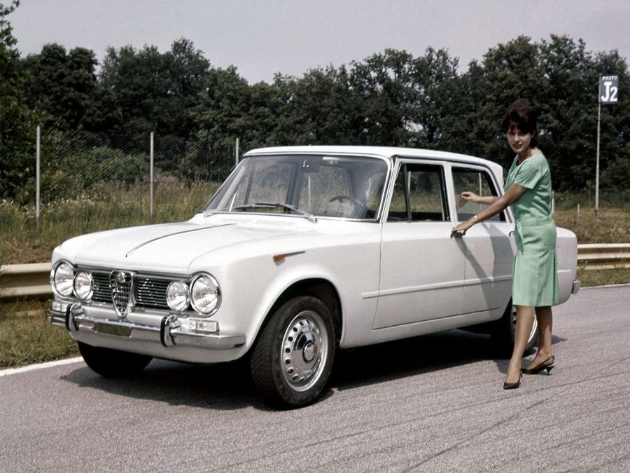  Alfa Romeo Giulia T.I. (105.14) 1962 года  (фото 7 из 10)